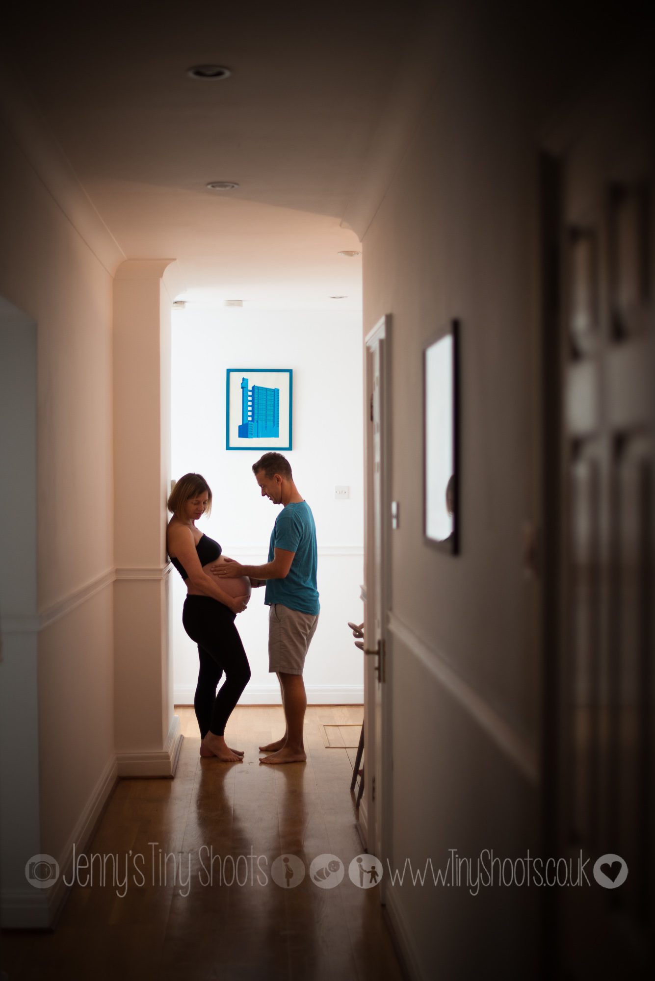 couple london home maternity photoshoot