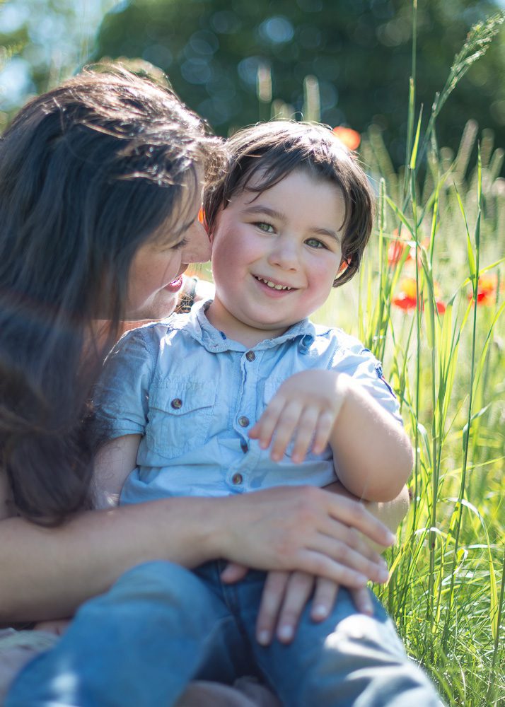 boy and mum cuddle, london photography for the family